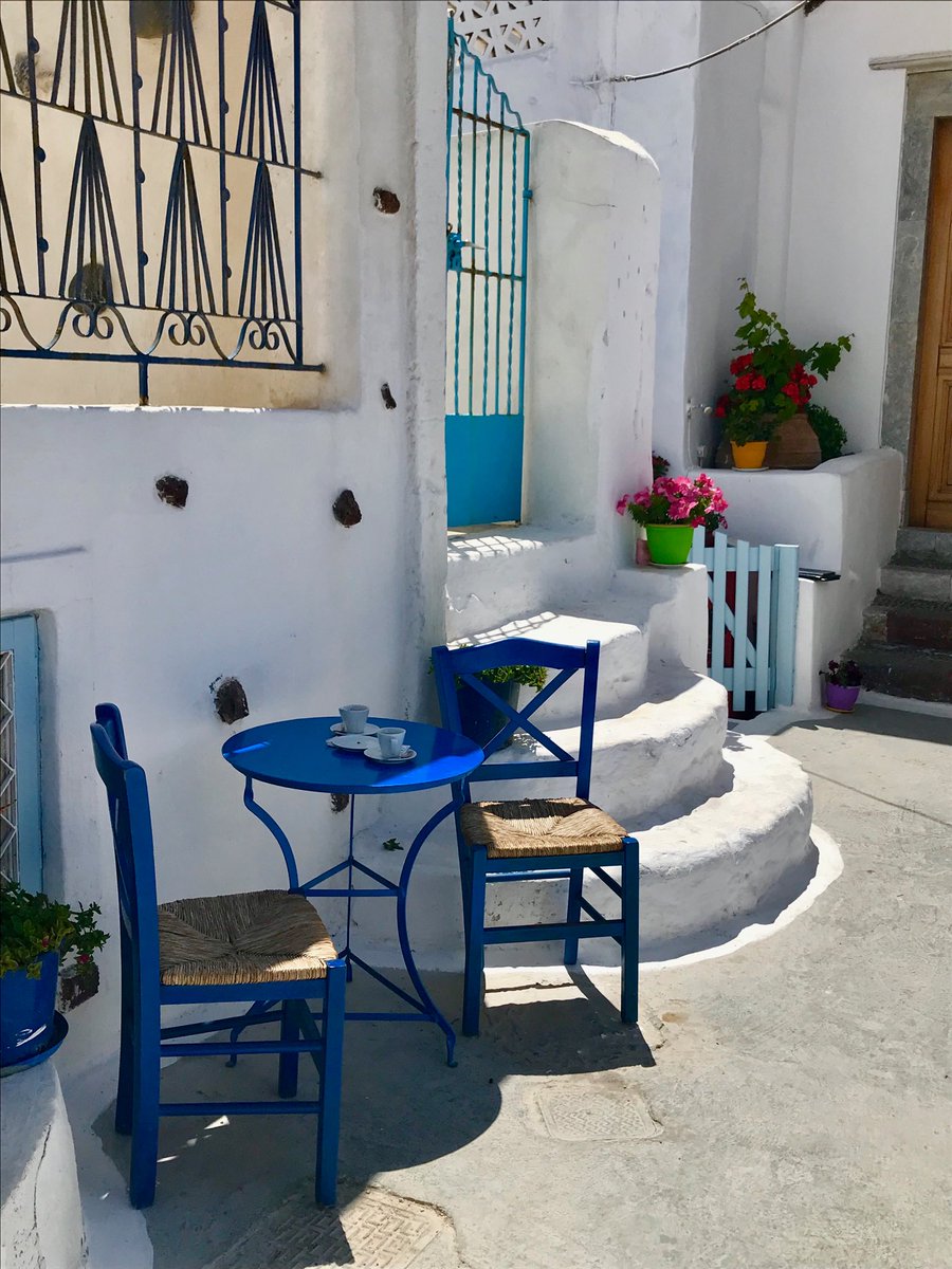 CharaGuide's tweet image. Beautiful Santorini