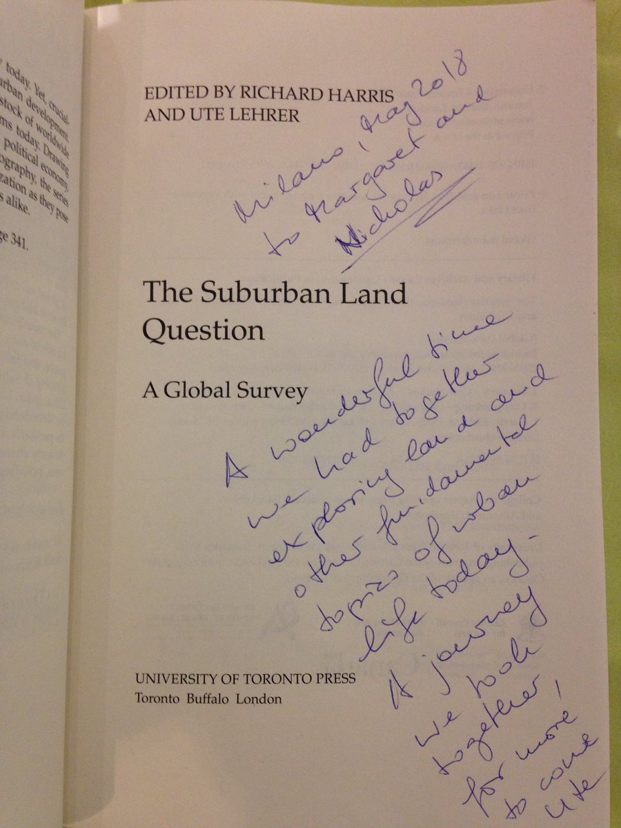 NickRevington's tweet image. We had a great time at @Global_suburbs #springinstitute! Thanks @rkeil and @ULehrer for indulging us by signing our books 📚
