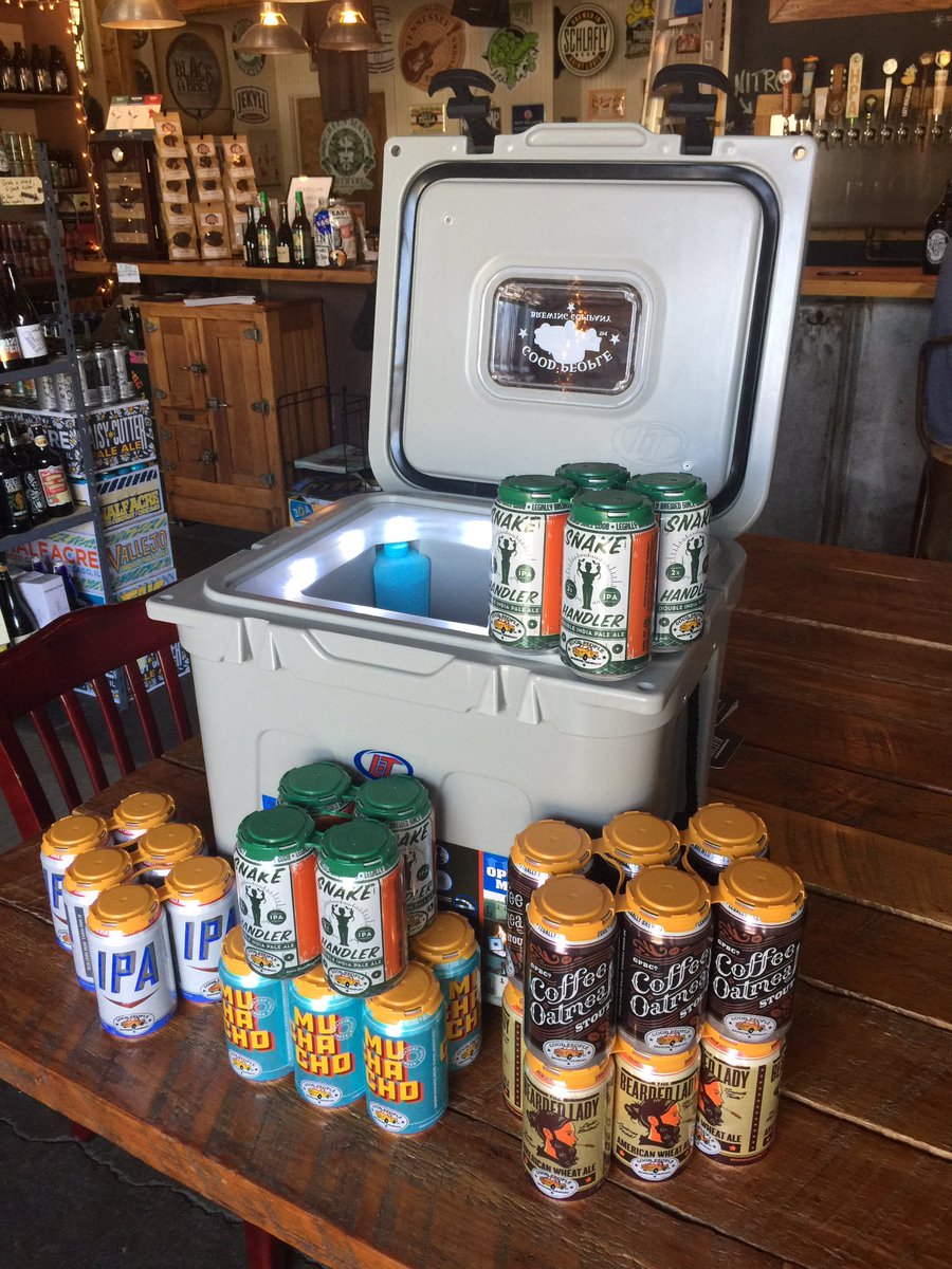_FillingStation's tweet photo. #EastNashville we have this sweet light-up @GPBrewing cooler being raffled off this afternoon. #beerevent is from 3:30-5:45. Great beers, people, and swag! #begoodpeople #drinkgreatbeer #wincoolstuff #baconfriday #beerstagram #craftbeerlife #happyweekend #cheersyall https://t.co/rTfMTbVGFN