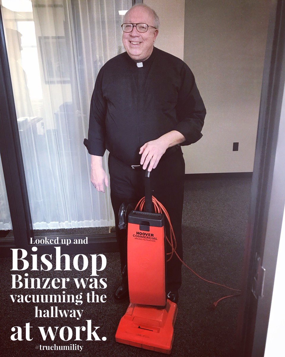 CatholicAoC's tweet image. This will make you smile on a Friday! #HappyFriday #truehumility