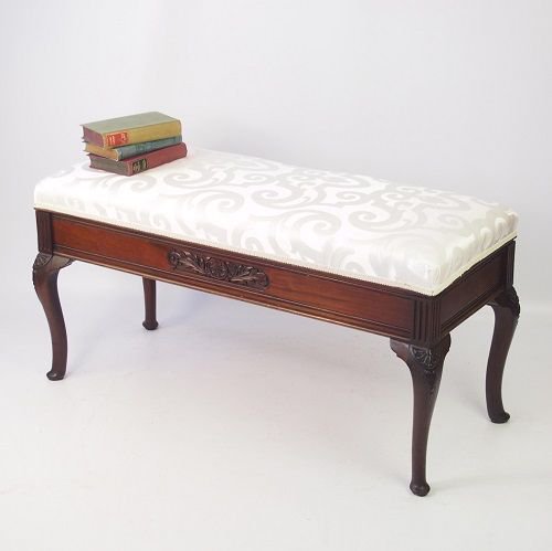 loveantiques's tweet photo. Here we have a long, elegant Edwardian Mahogany Duet Piano Stool / Window Seat from Antique Furniture Direct https://t.co/k1iy3K2eYF @antique_FD #antiques #windowseat #homedecor #seating https://t.co/dI7YqsuSR0