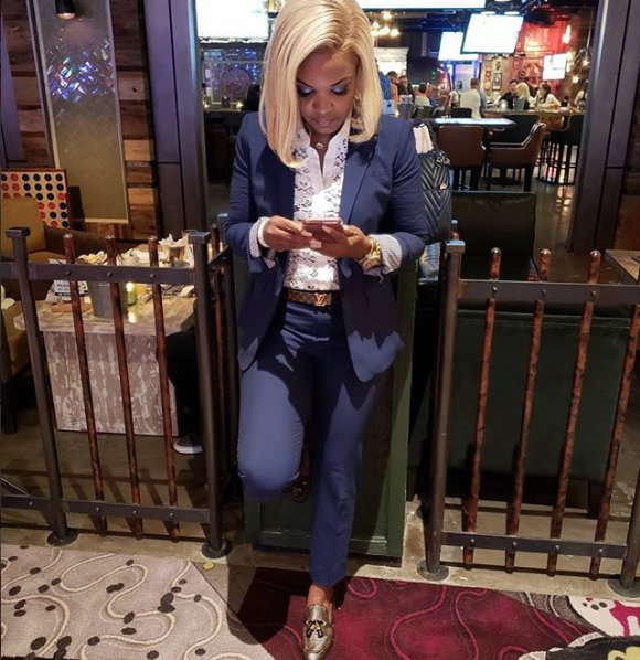 GetCoachedUpNow's tweet image. Make a decision to step outside of your comfort zone! 

#Repost 
@chinazaspeaks 

Dear Entreprenuer: Being casual in your business will create casualties! 💋👑💋🎤