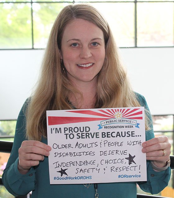 ORHumanServices's tweet photo. Ashley Carson-Cottingham, Director of Aging and People with Disabilities programs, works to make Oregon a better place for people who are aging or living with disabilities. Share why you're proud to serve during Public Service Recognition Week! #GoodWorkORDHS #ORservice https://t.co/8EnPLzrccs