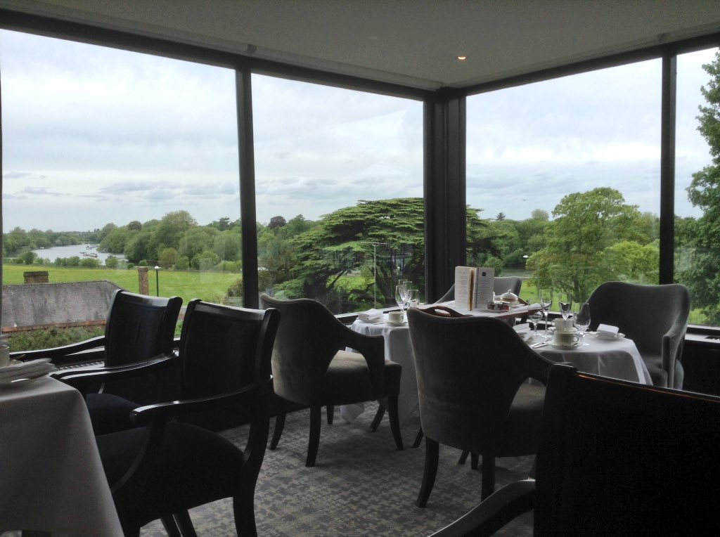 VLChesh's tweet photo. Delicious afternoon tea with a view @ThePetersham today for our anniversary. Pity the sun wasn't shining as that would've been the icing on the cake (pun intended βΊοΈ) but very enjoyable nonetheless ππ°βοΈ. #AfternoonTea #RichmondHill #Petersham #RiverThames #Turnersview https://t.co/3ajYuYQOLW