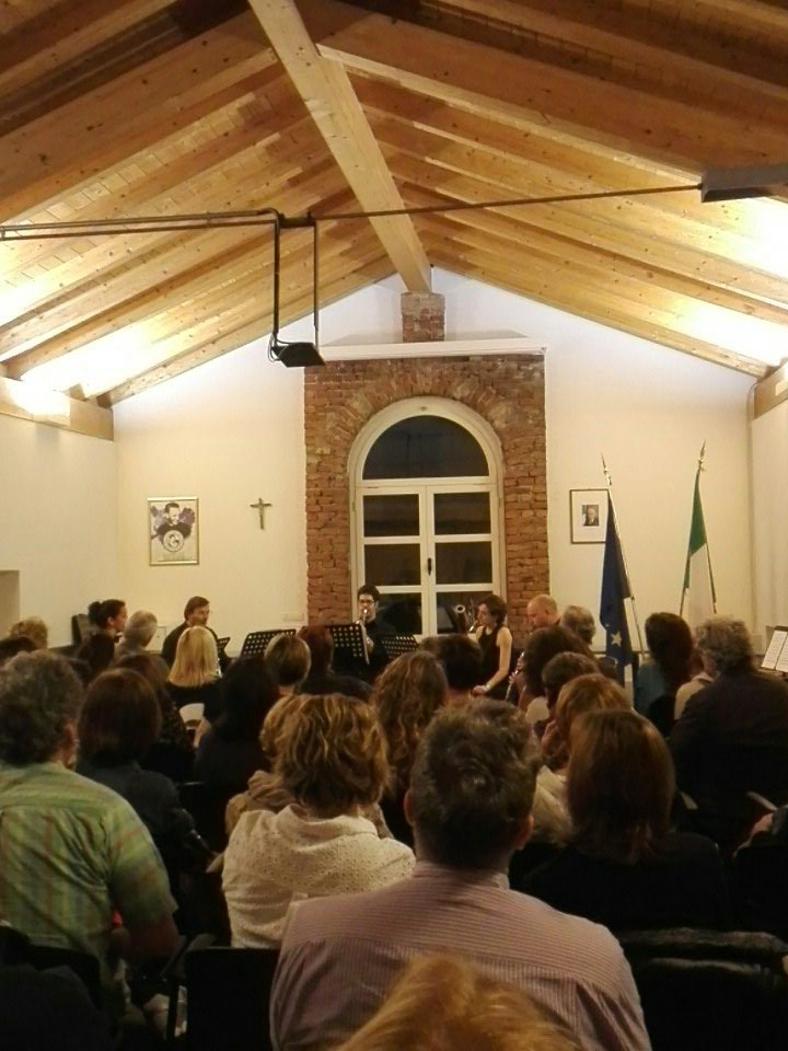 Museo_Setificio's tweet photo. Da #Rossini a #Grieg. Un viaggio nella #Storia della #Musica, dall'aristocratico #Settecento al #Romantico #Ottocento. Gli #Spirabilia impegnati nella Suite n.1 da Peer Gymnt. https://t.co/UvWkuiUub9