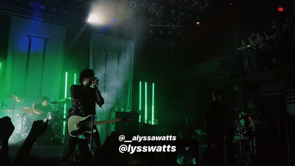 lyss_watts's tweet image. @shmandeluca please appreciate my photography skills :”) 

From #5sos3SilverSpring !!!!