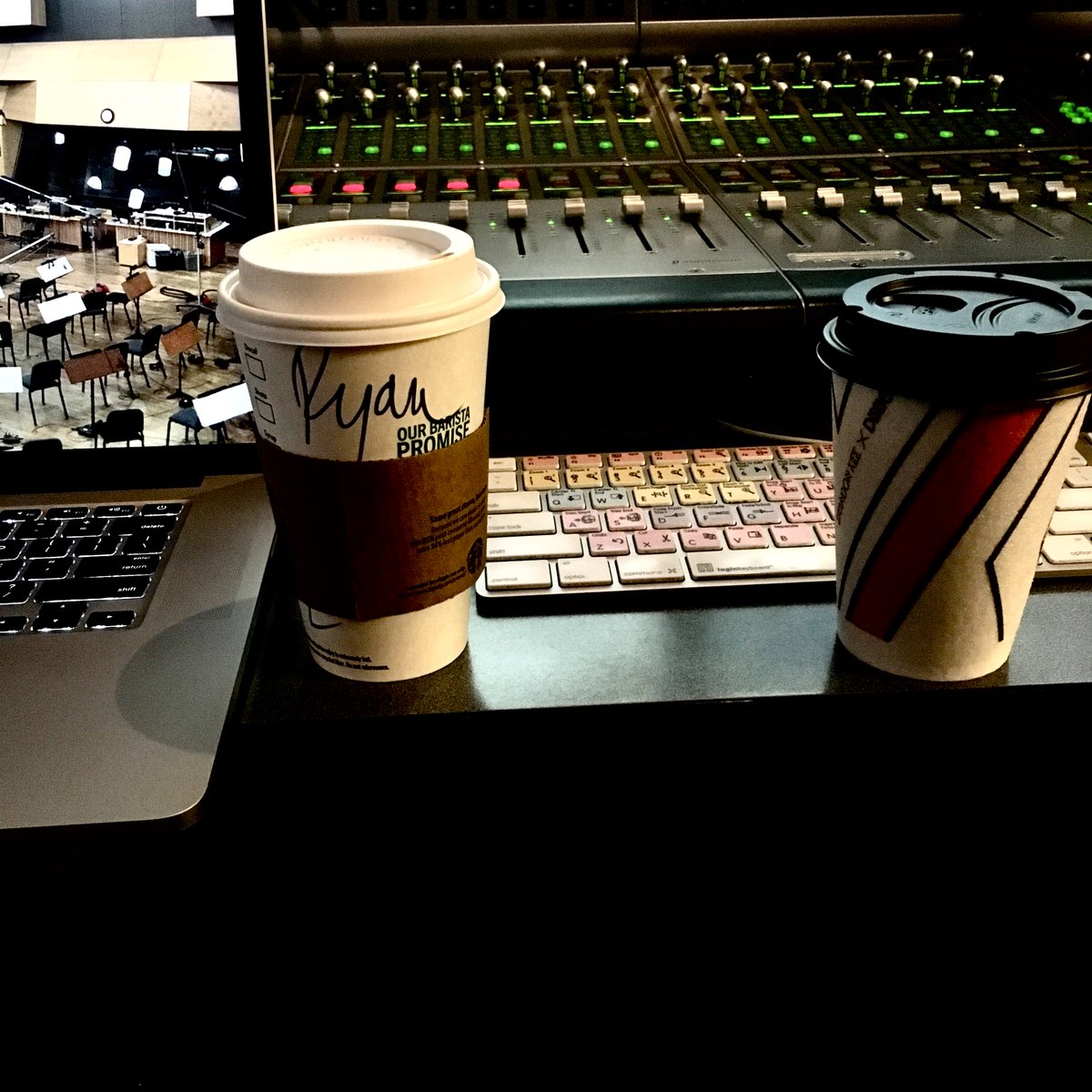 rydem1's tweet image. I can quit at any time...really!
#cafeaudio #coffee #dcommand #avid #aviddcommand #faders #mixing #mixingconsole #audio #postproductionaudio