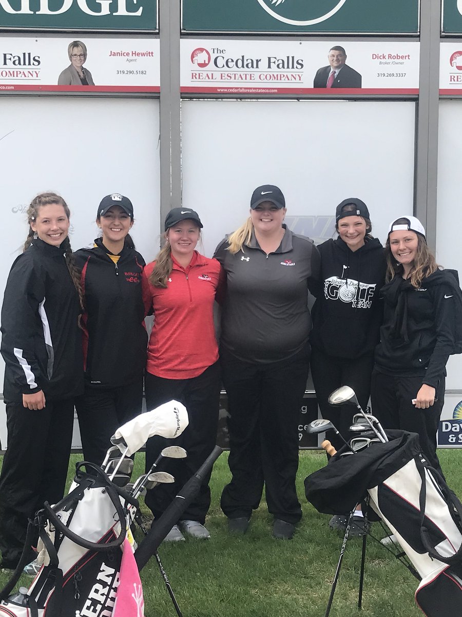 wdgirlsgolf's tweet photo. Great job today @pheasantridge #gettingreadyfordistricts @lpettinicchio @jonesy389 @kiarakronlage99 @PaigeBesler @haley_haldeman @HFangmann https://t.co/NDIZmGXIFw