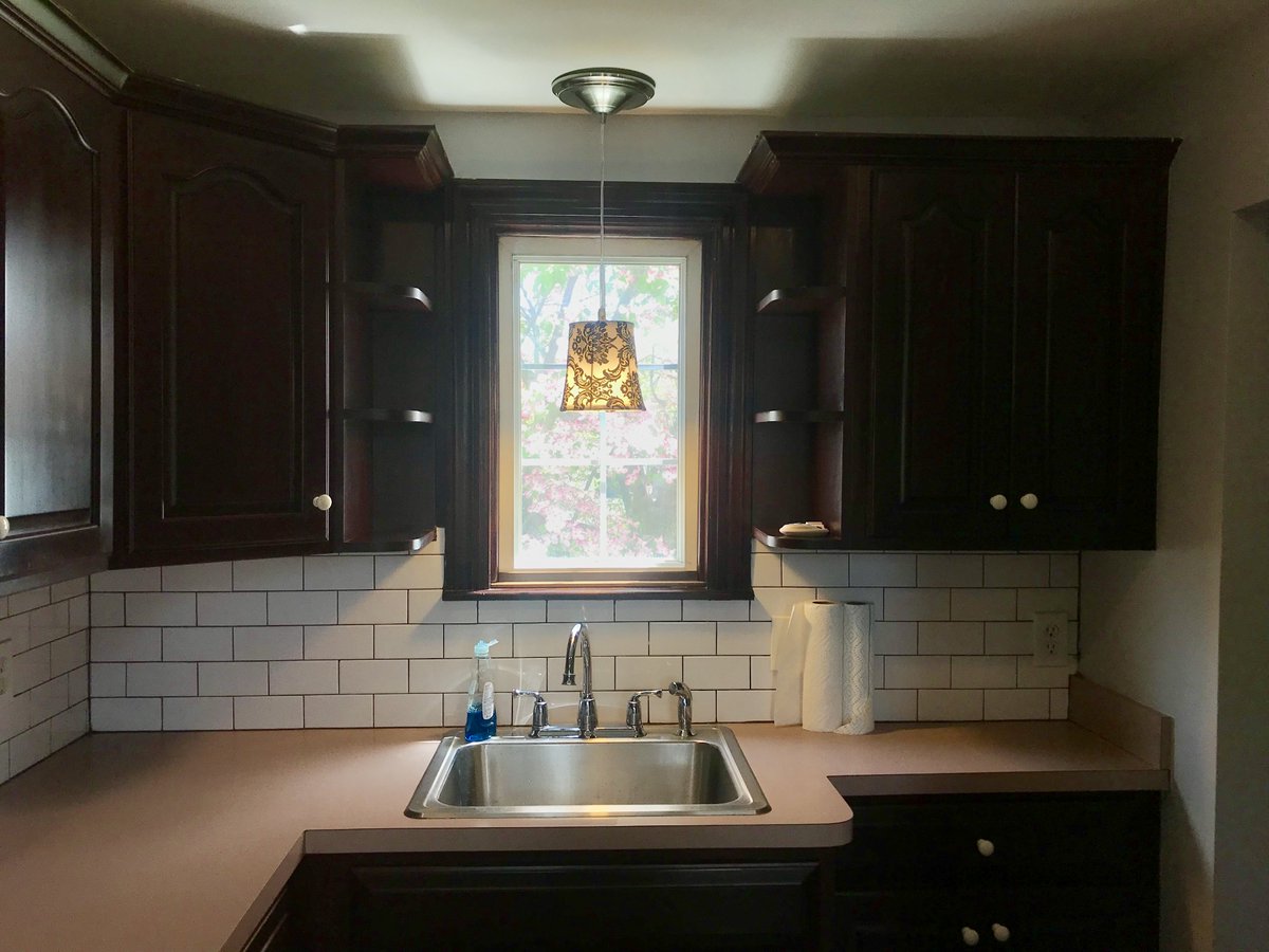 davidleipert1's tweet photo. #OPENHOUSE: Tomorrow 5/12 from 12-2PM we are showing 1017 Shelmire Avenue Philadelphia, PA 19111... You'll be greeted by one of our agents who will guide you through the spacious property. Call #TheLeipertGroup at (215)-380-8705 with questions! #ForSale #RealEstate #Philadelphia https://t.co/fbXOwM1miS