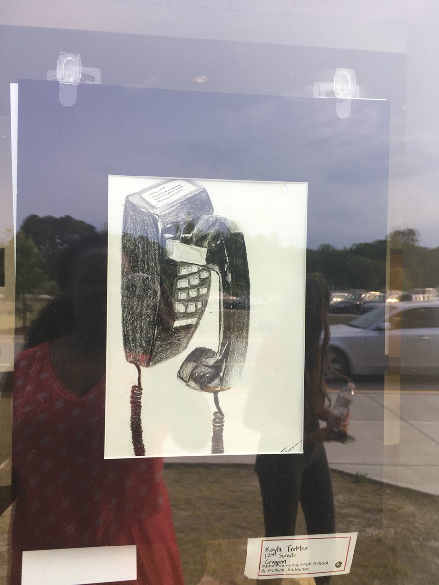 NAHS4AFHS's tweet photo. #patriART The art show was AMAZING!!! Great job to EVERYONE! Thank you for working so hard! Can’t wait to see more! (More pictures combing soon!) https://t.co/0s7xCB347p