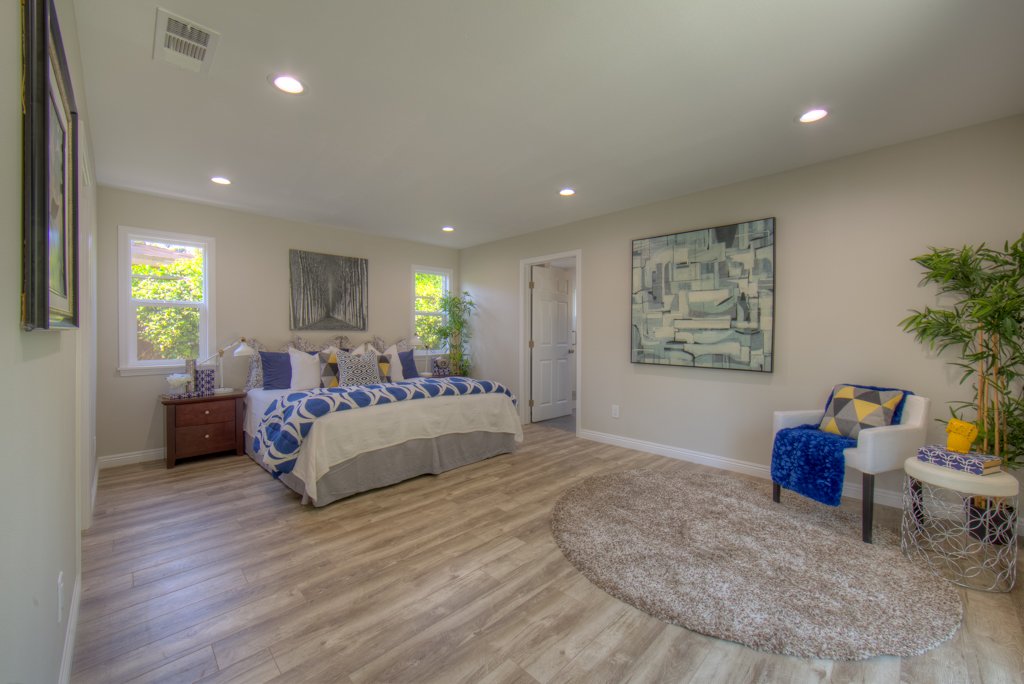 andersonreg's tweet photo. JUST LISTED!!!
5841 Denny Avenue, North Hollywood, CA 91601
OPEN HOUSE!!!
Today, Friday (5/11) @ 12pm - 2pm
Saturday (5/12) @ 1pm - 4pm
Sunday (5/13) @ 1pm - 4pm
Call For More Info: 800 784 2616
Click Here for More Details: https://t.co/7Zp6bBsrAD
#AndersonREG #justlisted https://t.co/ljVOu4vq86