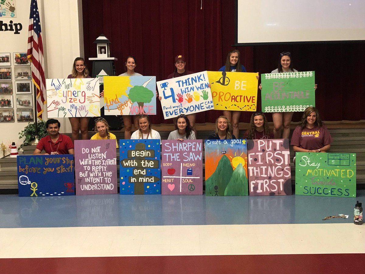 Purplereign150's tweet photo. @HLELeaderInMe @CCPSvolunteers #we💜our CMU students.. Artists in the making! It was truly an honor to meet such sweet and humbled students. Thanks for visiting our school and putting a smile on our student’s faces. #Dedication and Determination.. destined for greatness! https://t.co/tHU4gwO9i1