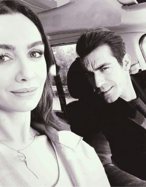 sizin hiç duymadiğm hiç bilmediğm bir şey var 🎵🎵
Asli ve ferhat aşki 😍❤
Final olmasin 
#YeniSezondaAsfer
💪