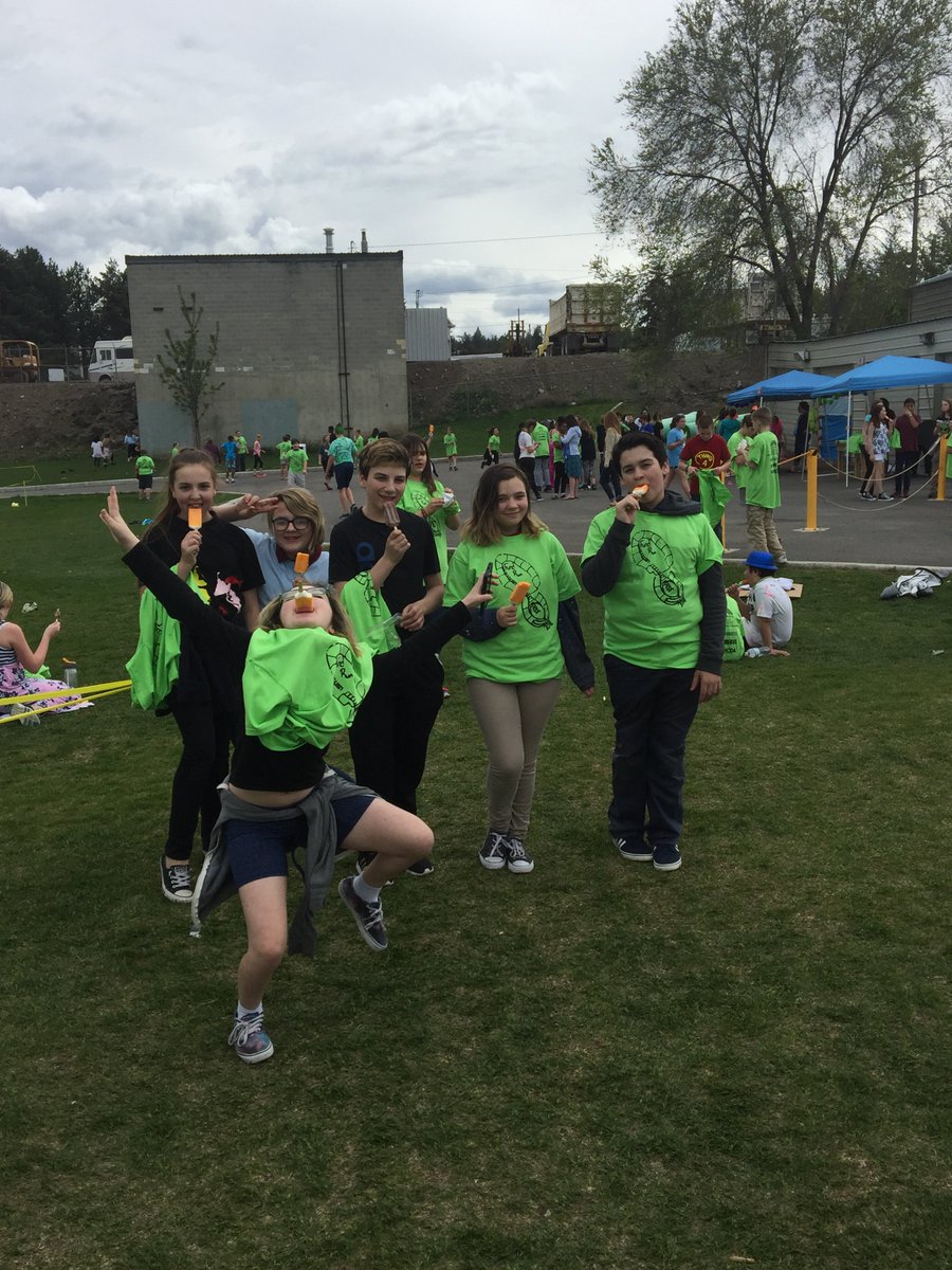 InnovationPRIDE's tweet photo. Thank you to all of you parents, sponsors, students, staff, and donors you all that made this year's fun run a big success! This year's sponsors: 1031 KCDA, Children's Choice, Hi 5 Orthodontics, We've Got Mail. #prideschools #funrun https://t.co/KjAMbUdx74