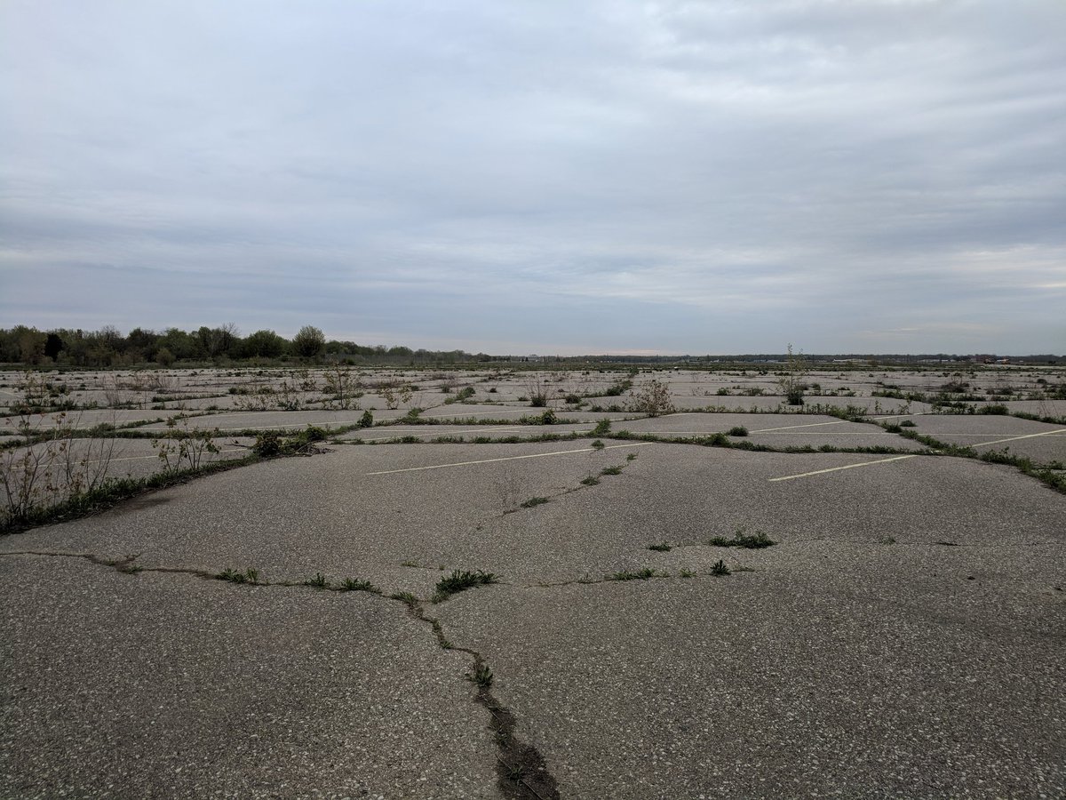 alex_murray's tweet photo. Post apocalyptic landscape at the American Centre for Mobility Willow Run test track testing @Cohda_Wireless #V2X performance with @SwRI during @OmniAirCon #MotorCityPlugfest https://t.co/p60vwb06Ez