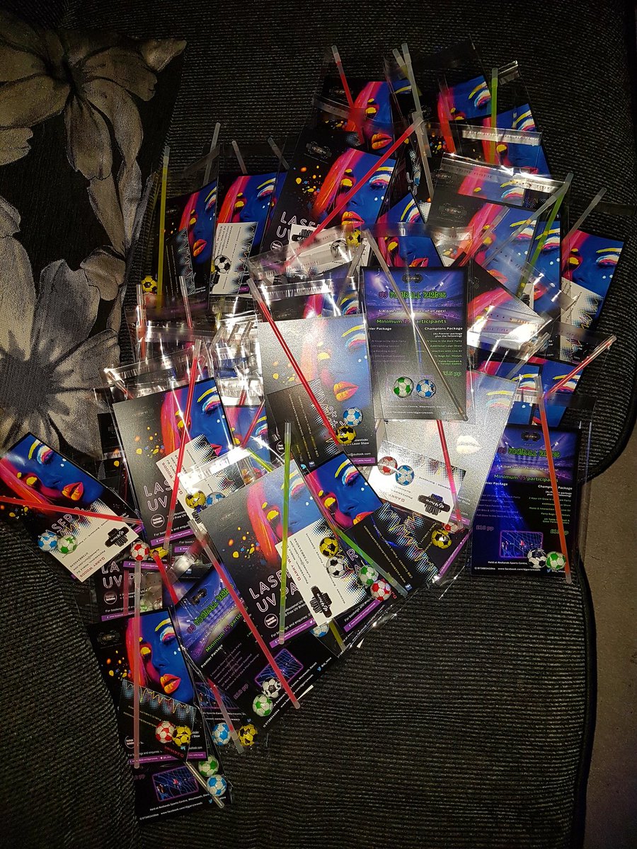 dj_4hire's tweet photo. Everyone loves a freebee right? Last minute prep for tomorrows Youth Tournement at @WeymouthFCYouth Good luck to all the teams involved. Come and take a penalty kick at my stall for some goodies! #dj4hire #uvfootball https://t.co/w1U9nxCNJI