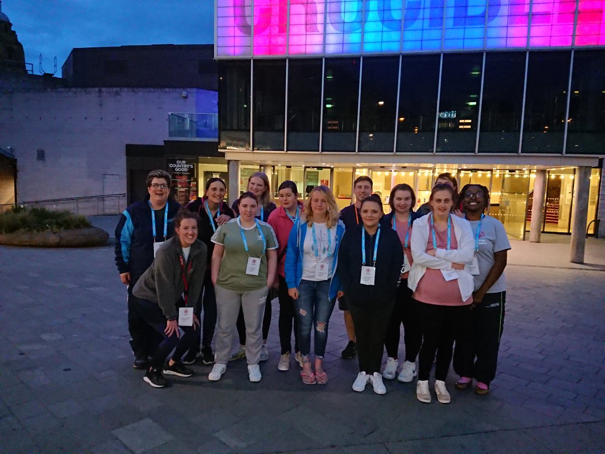 JazzOwen92's tweet photo. Basketball (F) outside the Crucible...unfortunately beaten to the 1 minute talk with 2 lovely policemen {who took the photo} by Badminton and Bocce 😣!! 🏀💁‍♀️ @SOGreatBritain @EmilySogb @laura_b1983 @AndreaManson1 
#TEAMSOGB #AbuDhabi2019 #BasketballF #teambuilding https://t.co/wrXxOq9Aqk
