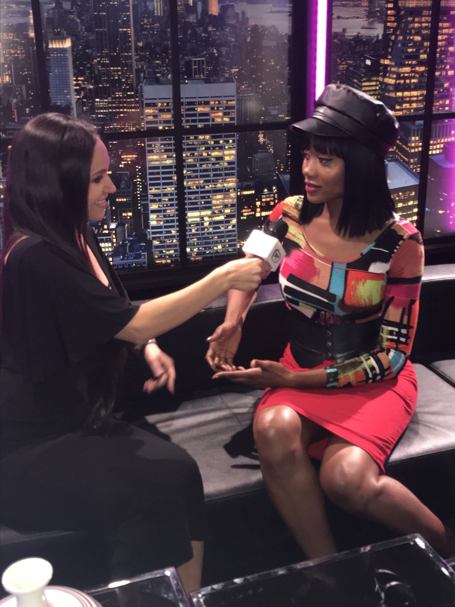 Awesome interview with <a href="/CherylMartinez/">𝒞𝒽𝑒𝓇𝓎𝓁 𝑀𝒶𝓇𝓉𝒾𝓃𝑒𝓏</a> for #TFTtv 💪🏾💪🏾 nothing can stop my real #Hustleandsoul 💅🏾