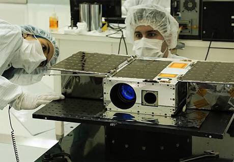 girlandkat's tweet photo. With time in hot demand and fixed fields of view for the big telescopes, how do we search out as many planets as we would like? With cereal boxes, of course! @ASTERIA_CubeSat is demonstrating small box planet hunting efficiency. https://t.co/Jt2ZuLaxKS https://t.co/HGd38LqtCp
