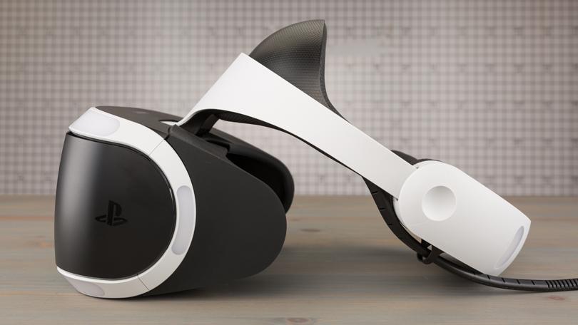 PCMag's tweet photo. How to find the right VR headset: https://t.co/UauS1MHpZf https://t.co/79ywwDBANB
