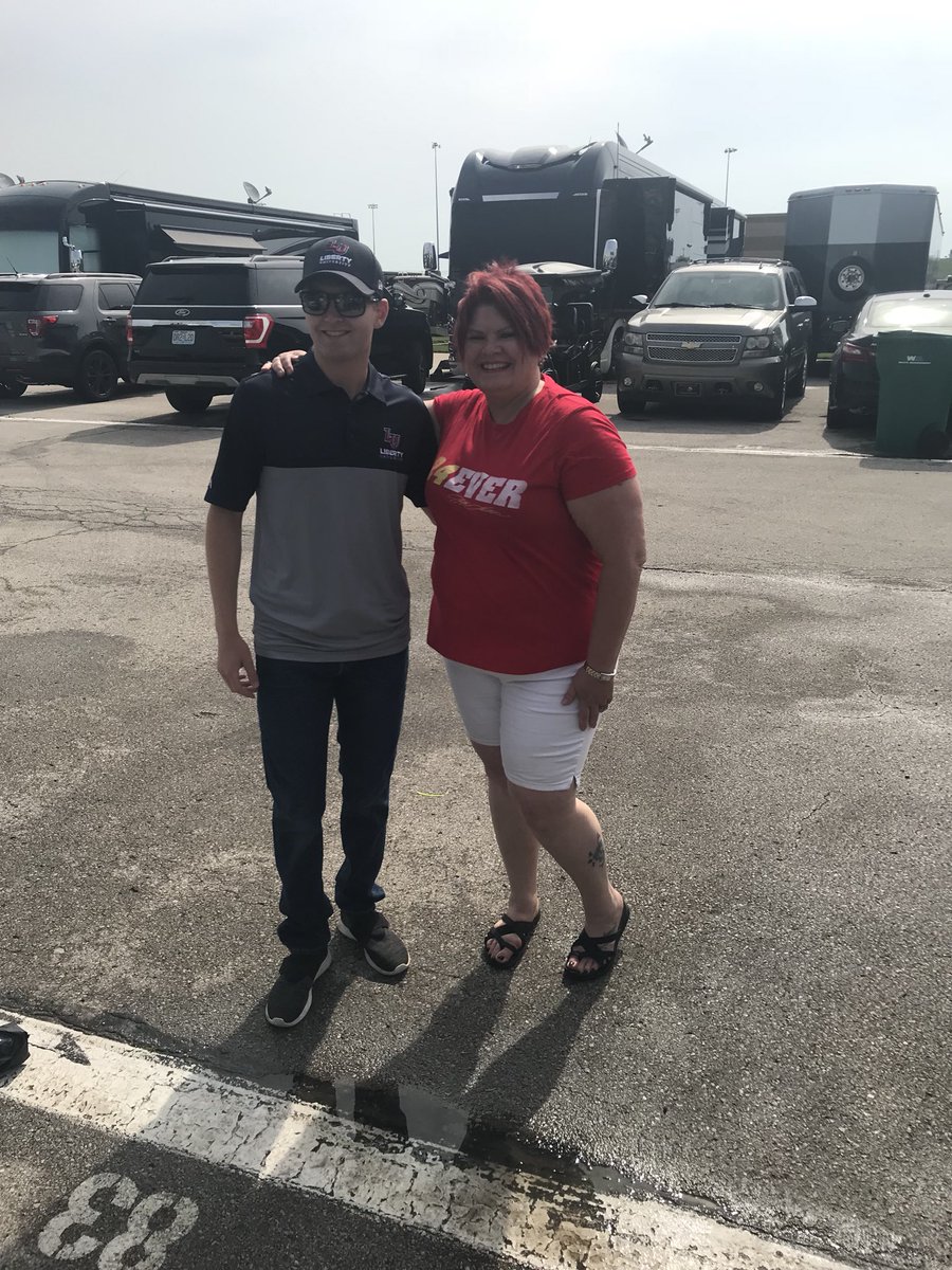 robindp514's tweet photo. Best. Day. Ever! #JeffGordonVIP #24Ever Thank You @JeffGordonWeb and @WilliamByron https://t.co/Sufya1I8bB