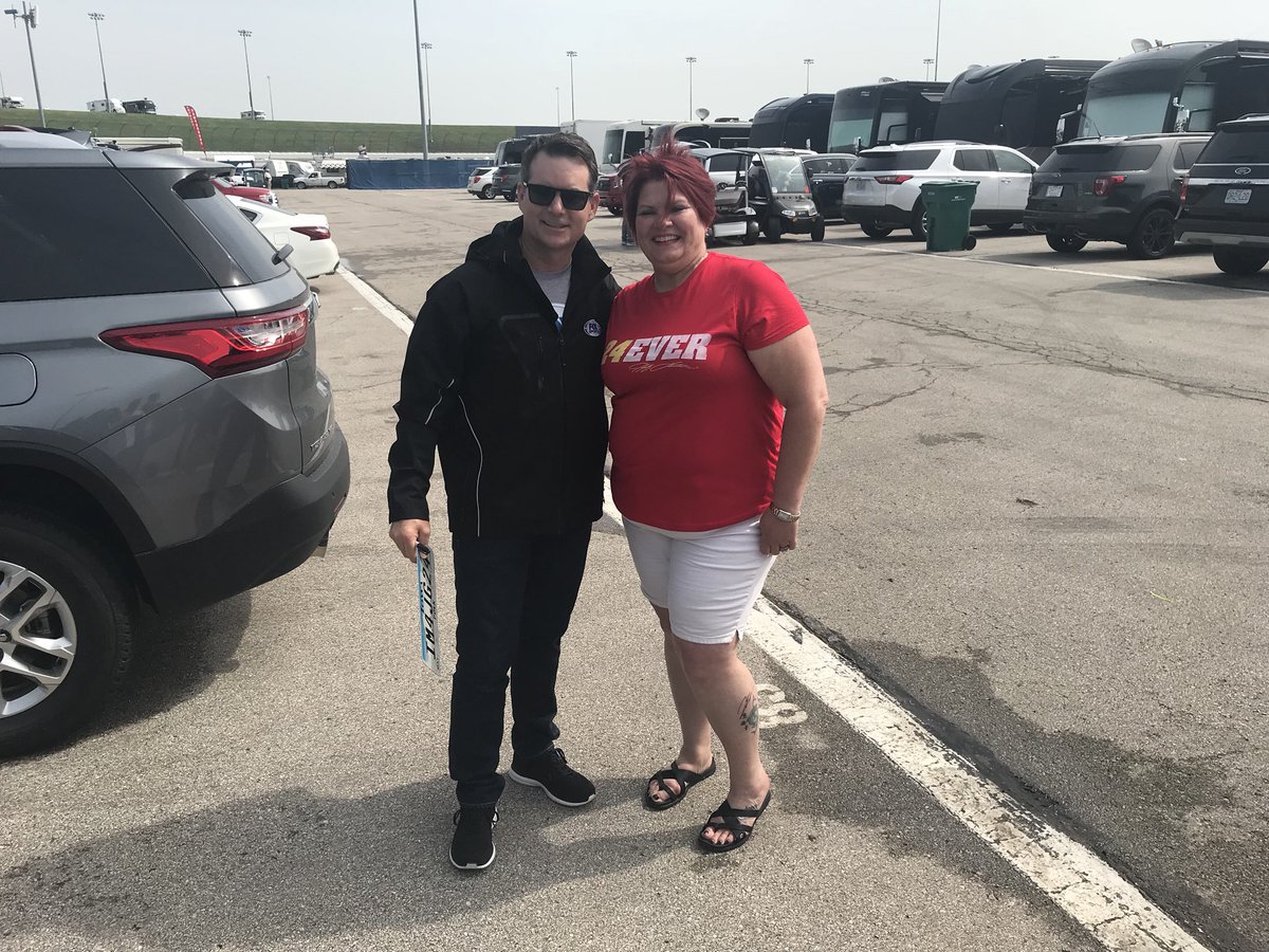 robindp514's tweet photo. Best. Day. Ever! #JeffGordonVIP #24Ever Thank You @JeffGordonWeb and @WilliamByron https://t.co/Sufya1I8bB