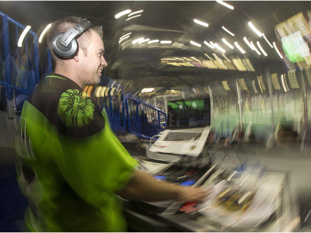 TheStarPhoenix's tweet photo. 'This is what a Rush game is': DJ Anchor @DjAnchor306 is the life of the @SaskRushLAX party https://t.co/YhlbAk5AeI https://t.co/aqUan7zWya