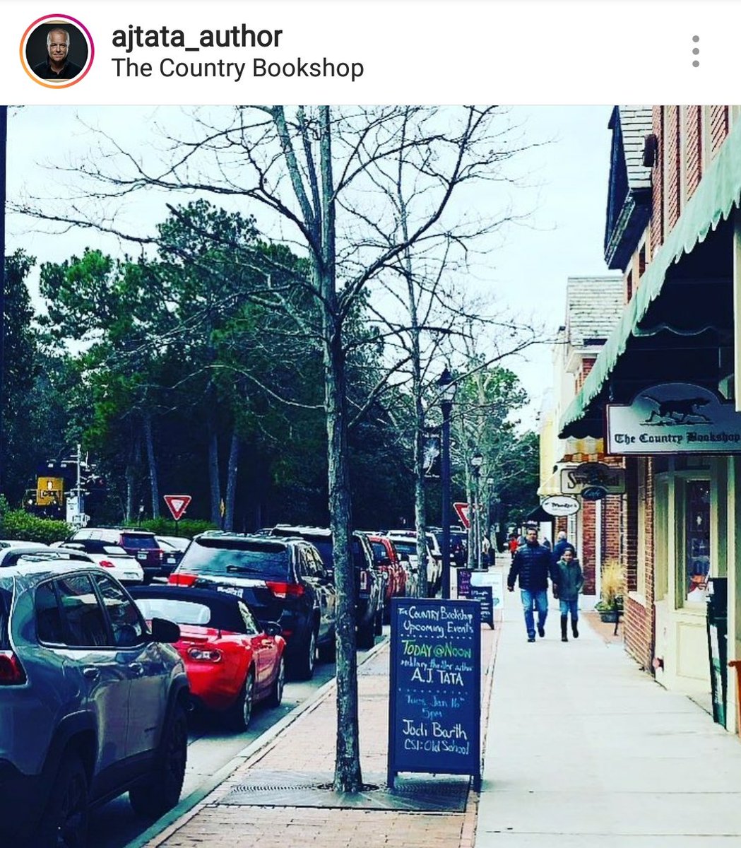 satoshixbtc1's tweet photo. Ft. Bragg!!! The Country Bookshop 5:30 (🍻 on @ajtata )😉 #specialoperations #bragg #sendit #Ghosttarget https://t.co/A1mDwtAim2