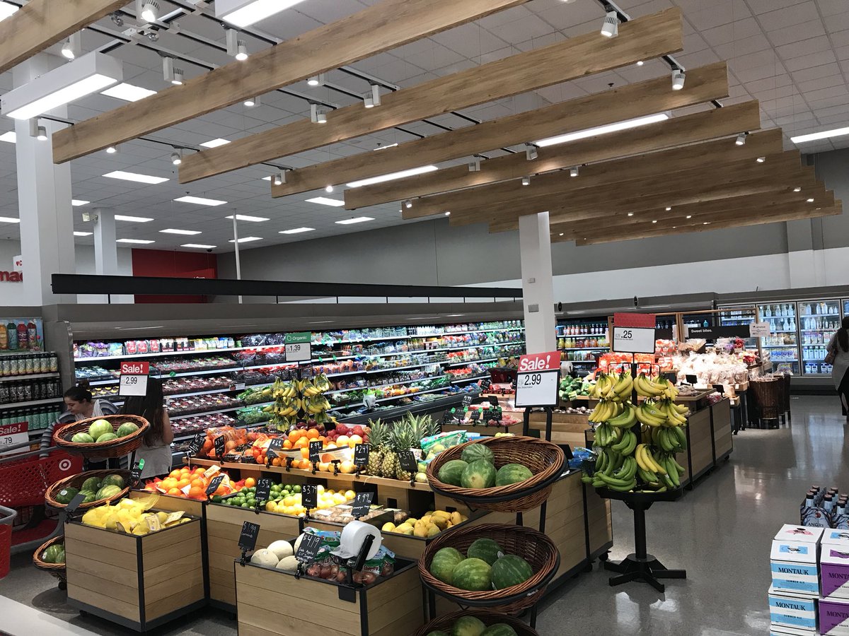 Puttin’ the “Fresh” in PFresh with the new layout🍓🍏🍉#FreshNFull #110gr8 #produce #fresh #target