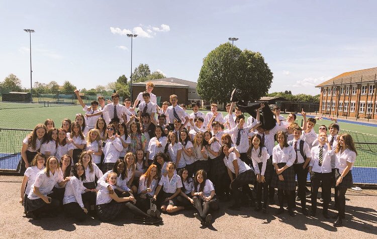 Thank you Kent College for an amazing 3 years. It’s been fun❤️ #classof2018 #year11leavers