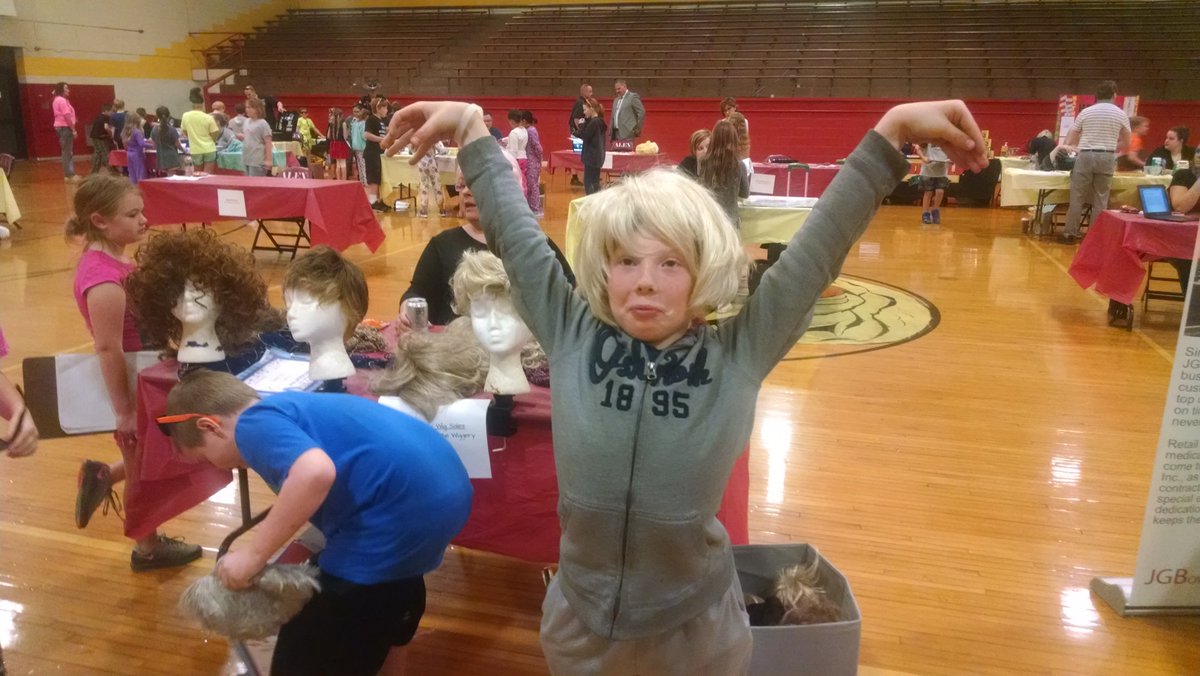 CraigAHowe2's tweet photo. We had some fun at Career day too! The wigs were a big hit today! #AlexEdChat #flyhighfri https://t.co/Vyj0WbafVa