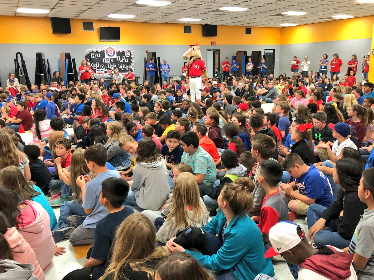 ruthcherryint's tweet photo. Today, Students were motivated by the Texas Ranger Mascot, Captain, to knock the STAAR out of the park!  #RCISDJOY #CherryBrave https://t.co/XjVxSsU0lc