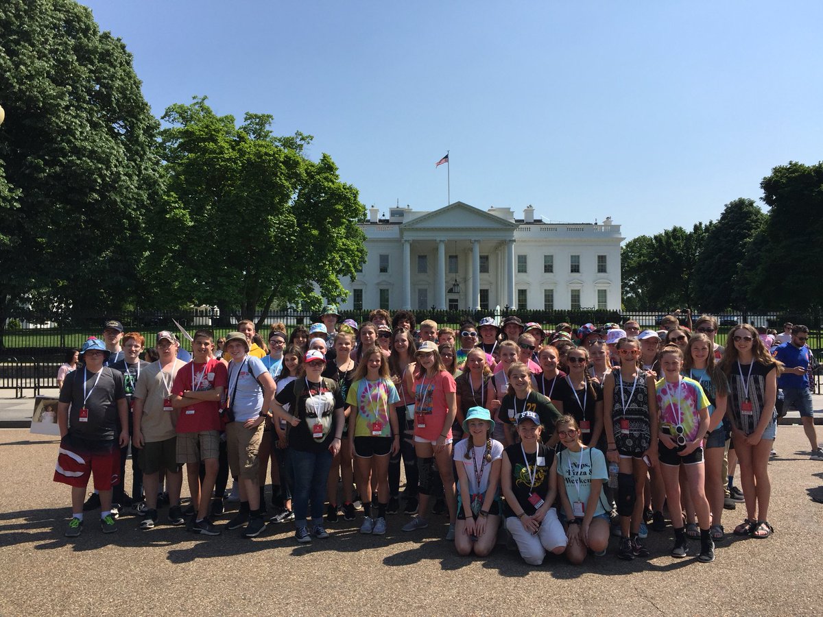 BevinsTeach's tweet photo. Our amazing students having at the White House. #weareherewhereisTrump? #HeisinIndiana https://t.co/DMhg12DIdi