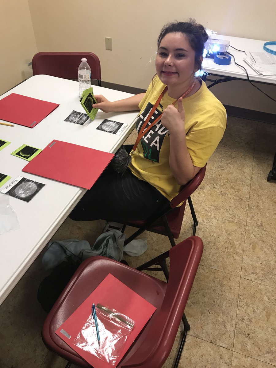 S_Gwartney's tweet photo. Students diving into science concepts Dogan’s Blitz.  @dogantylerisd @TisdScience https://t.co/fxf4CrXfV2