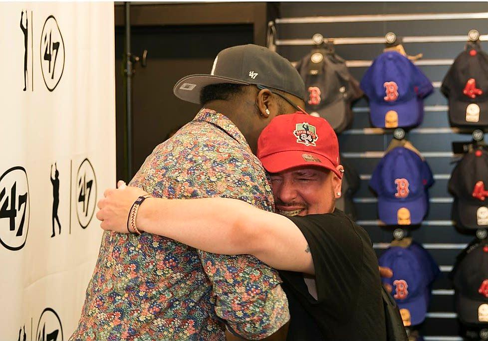 Marshall_TWO3's tweet photo. Just thinking to myself while looking through my pictures... THE GREATEST DAY OF MY LIFE NO CONTEST! June 24th 2017 @davidortiz #ThanksPapi https://t.co/G4XqX8edHQ