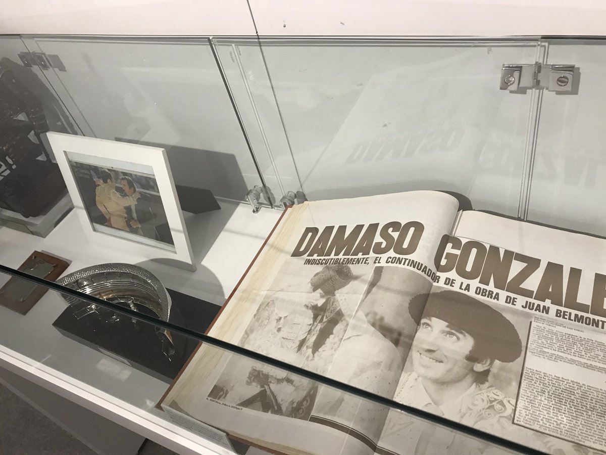 EugeniaSimarro's tweet photo. Siempre serás eterno! Gracias, gracias y millones de gracias mejor amiga por este gran homenaje a la mejor persona que he conocido! ❤️💚😍 Nuestra inspiración!!! @SoniaGonzalezT https://t.co/di2ix1UWLk