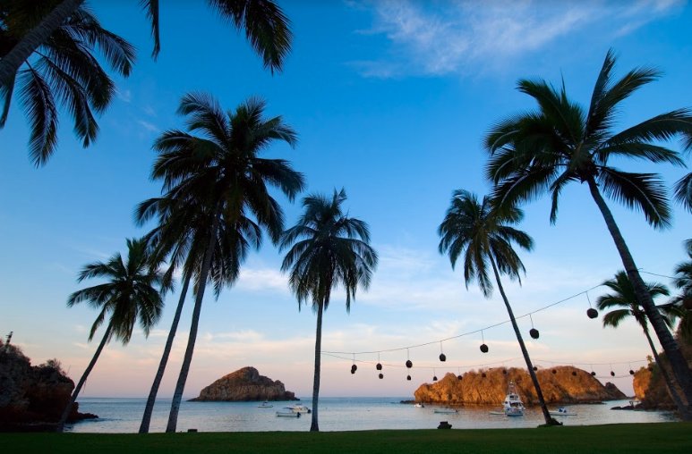 CareyesMX's tweet photo. Awesome view from Playa Rosa
#Careyes #Paradise https://t.co/7hhnl2aZMZ
