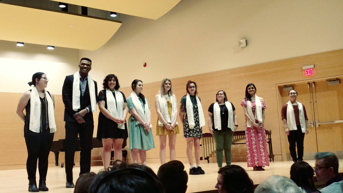 WebsterArtDept's tweet photo. Congratulations to the DADAH Class of 2018 and to those students who are graduating with honors both academic and departmental. ๐ #gradwebsteru #DADAH #LGCFA https://t.co/BBhlFQpcNH