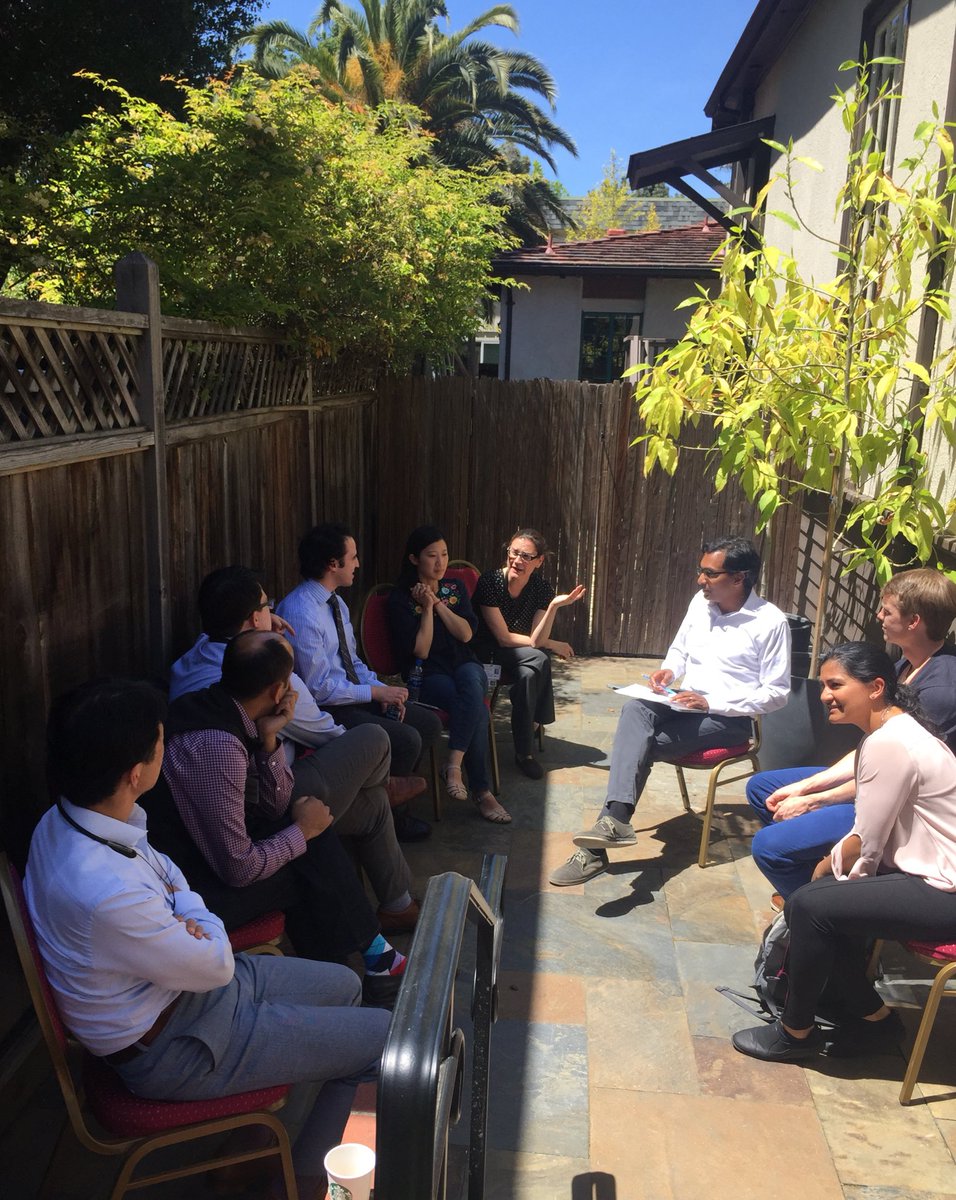 ☀️ Sunny ML/AI breakout session, led by Sid Sinha! Brainstorming how to improve ML research & resources for our division @Stanford_GI #researchretreat