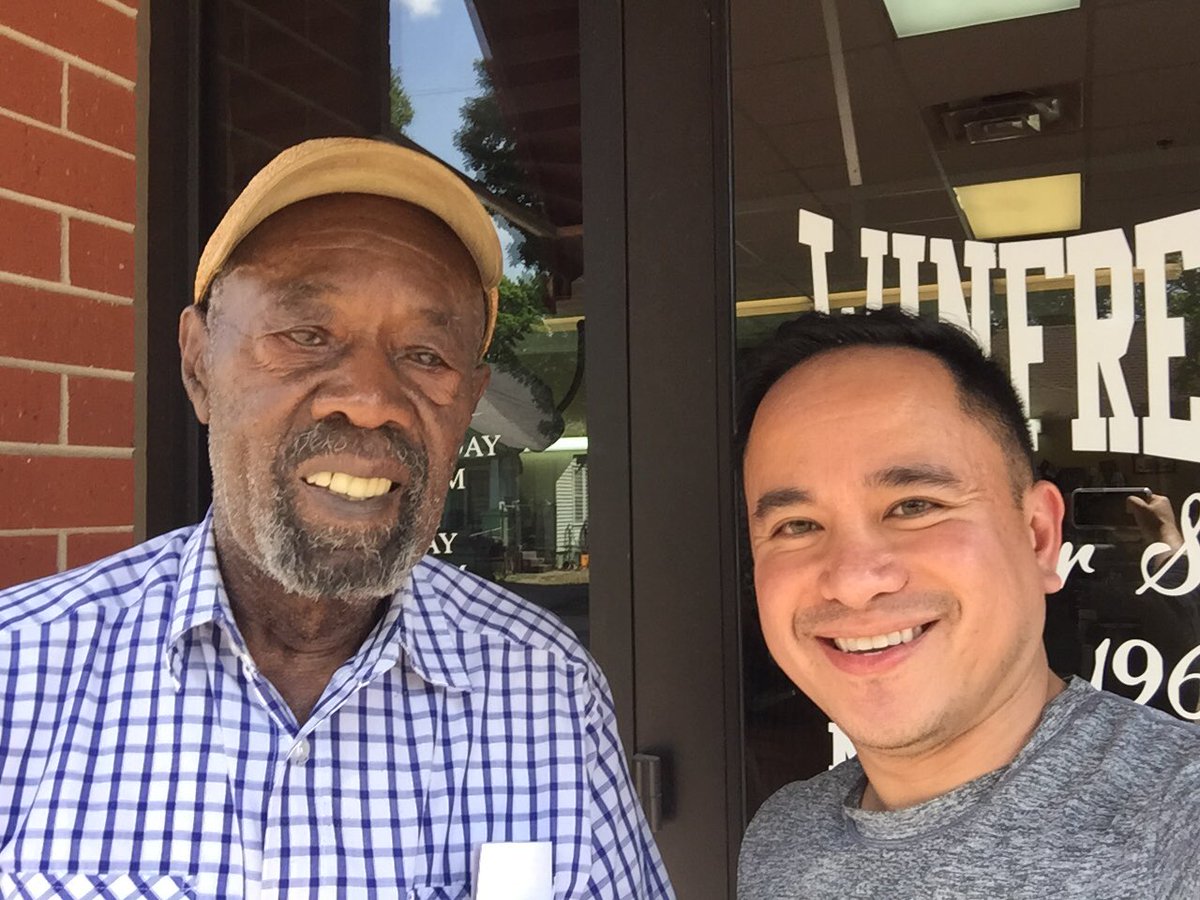 JasonVitug's tweet photo. I just had a 35 minute conversation with @Oprah ‘s dad Vernon Winfrey about his life and he shared his philosophy about life and best money tip. #RTFW18 https://t.co/HbQNswviYe