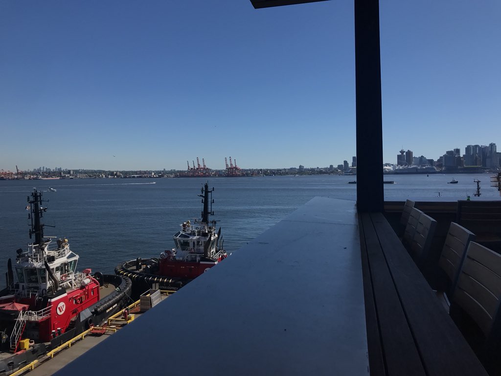 Credence_CG's tweet photo. What a wonderful place to work! Congrats @seaspan on new $1M simulator, new multi-million $ #tugmaster training announced today & I love their new digs in #NorthVancouver! @JonathanWNV @DarrellMussatto Mayor Walton @NVanDistrict @BowinnMa #worldclass #marinesafety #marineindustry https://t.co/nWUMY91tv1