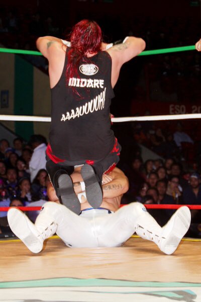 1disturbiocmll's tweet photo. Viernes de turbulencia en la arena México aaaauuuuuh!🤘😝🤘#midare #midaretime #pateotecnicos https://t.co/h9MG1DV3Xv