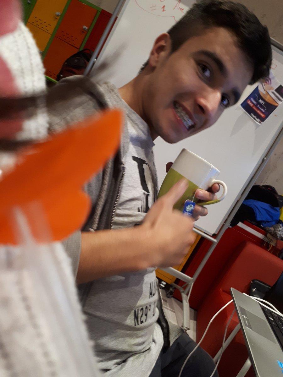 DiiazM's tweet photo. #YoReinventoMiCiudad #Mediatico #hackathon https://t.co/ojXV23xHDN