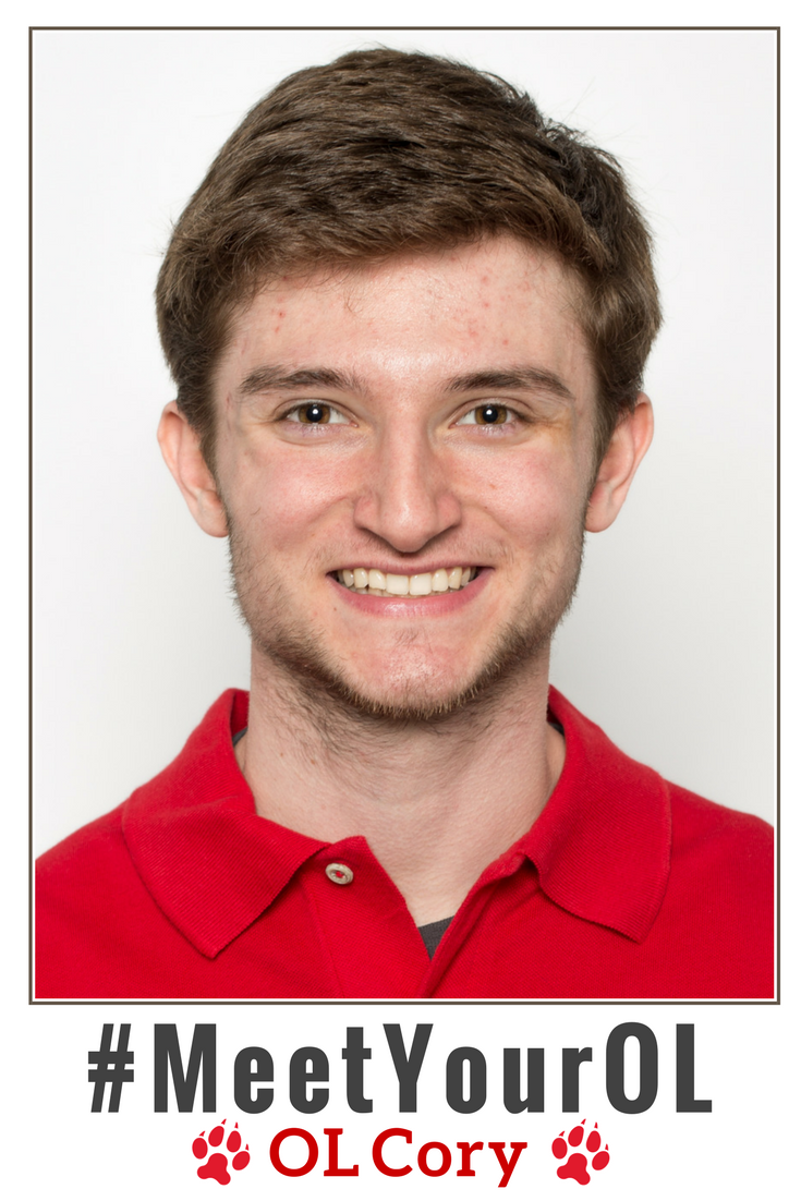 NUHusky101's tweet photo. OL Cory
Major: Computer Science and Economics
Hometown: Smithtown, NY
What I Love About Northeastern: Definitely the campus. Being in the city while having plenty of green space is an awesome combo.
Favorite part of Orientation: Meeting so many new people!
#Husky101 #MeetYourOL https://t.co/KJAk7n2Y6G
