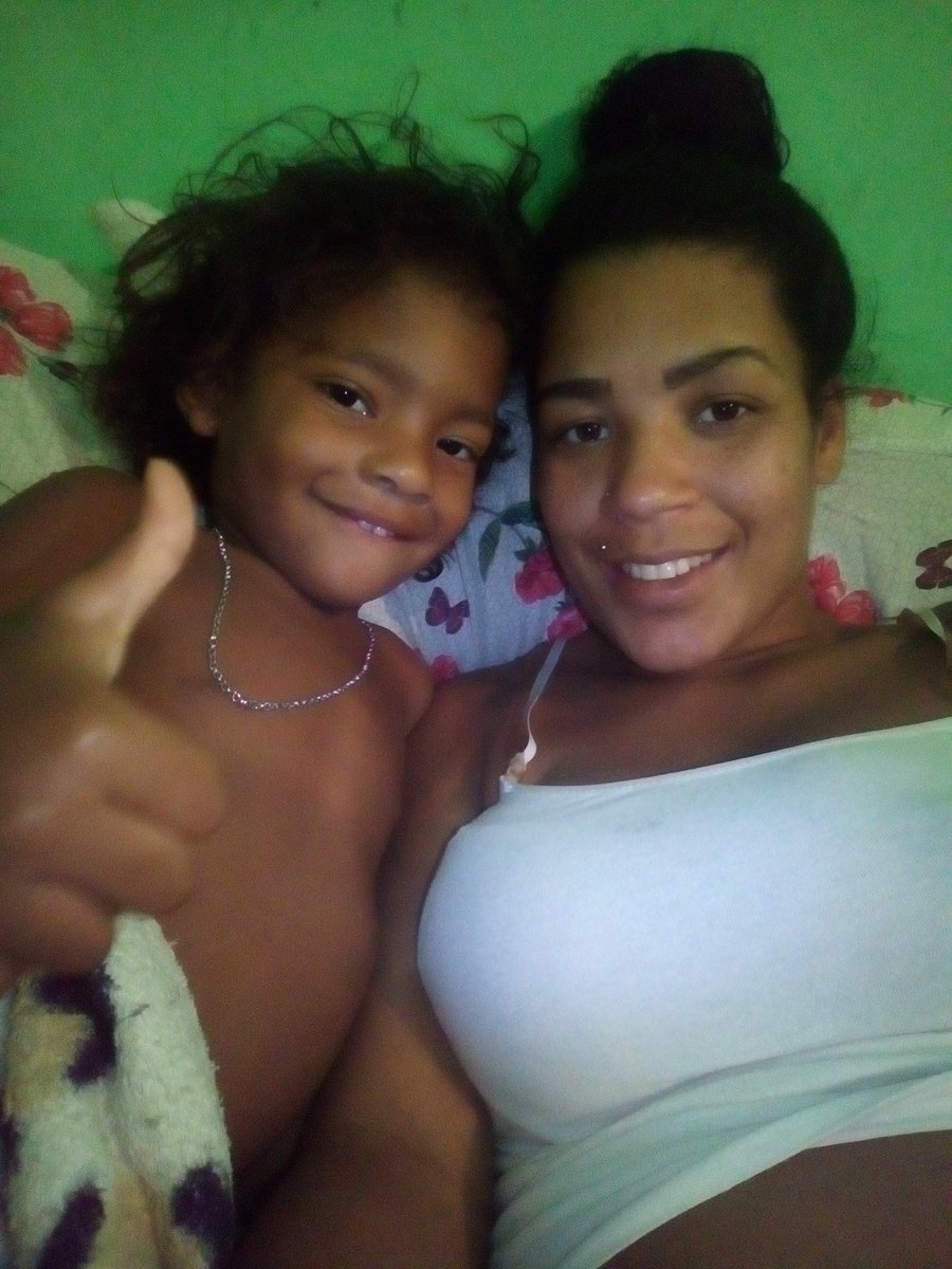Morena86149345's tweet photo. Amor da tia dele , como eu amo meu !#Subrinho cara , meu cabeludoo https://t.co/XCZ4X9X83g