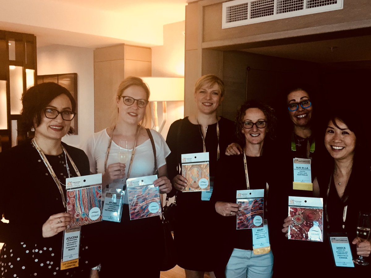 DennisUnkovic's tweet photo. Enjoying the #Meritas Women Lawyers Reception at the #MeritasAM2018 Annual Meeting in Miami. #GlobalMeritas https://t.co/6x6A3QC9Ih