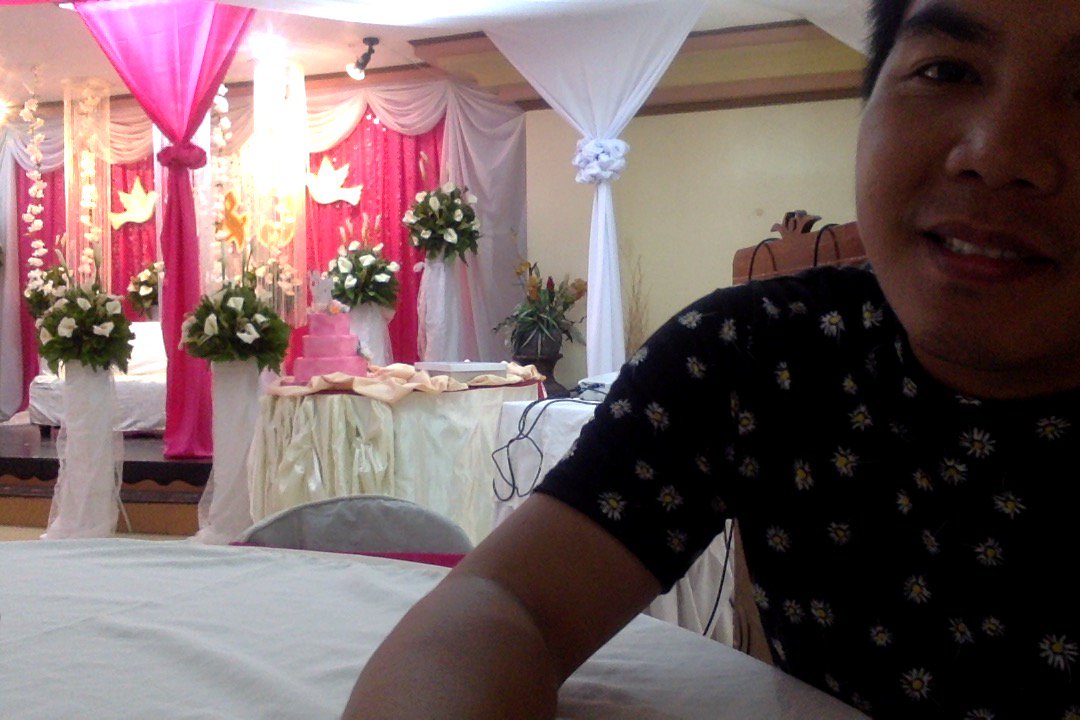 jonestillore307's tweet photo. Feeling satisfied organising a wedding event,.
#1sttime
#trynottoworry
#saliglang😎🤣😂😊🤓 https://t.co/dXwvGmaICK