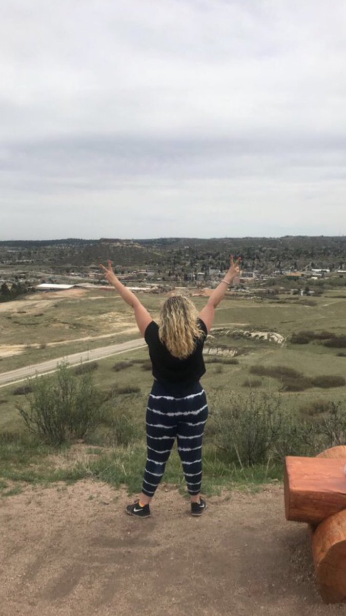 Athleta_PM's tweet photo. Our associate Kimber did the mini-incline the other day! Loving this warm weather!
#AthletaPM #Miniincline https://t.co/P7DzgnZEzw