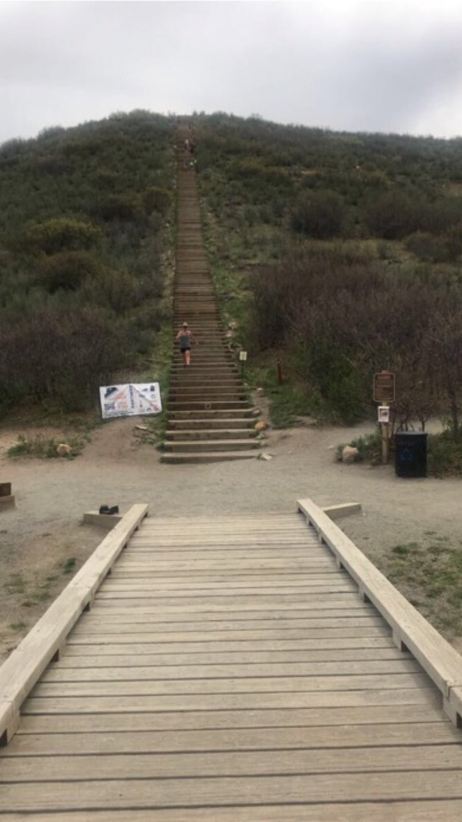 Athleta_PM's tweet photo. Our associate Kimber did the mini-incline the other day! Loving this warm weather!
#AthletaPM #Miniincline https://t.co/P7DzgnZEzw