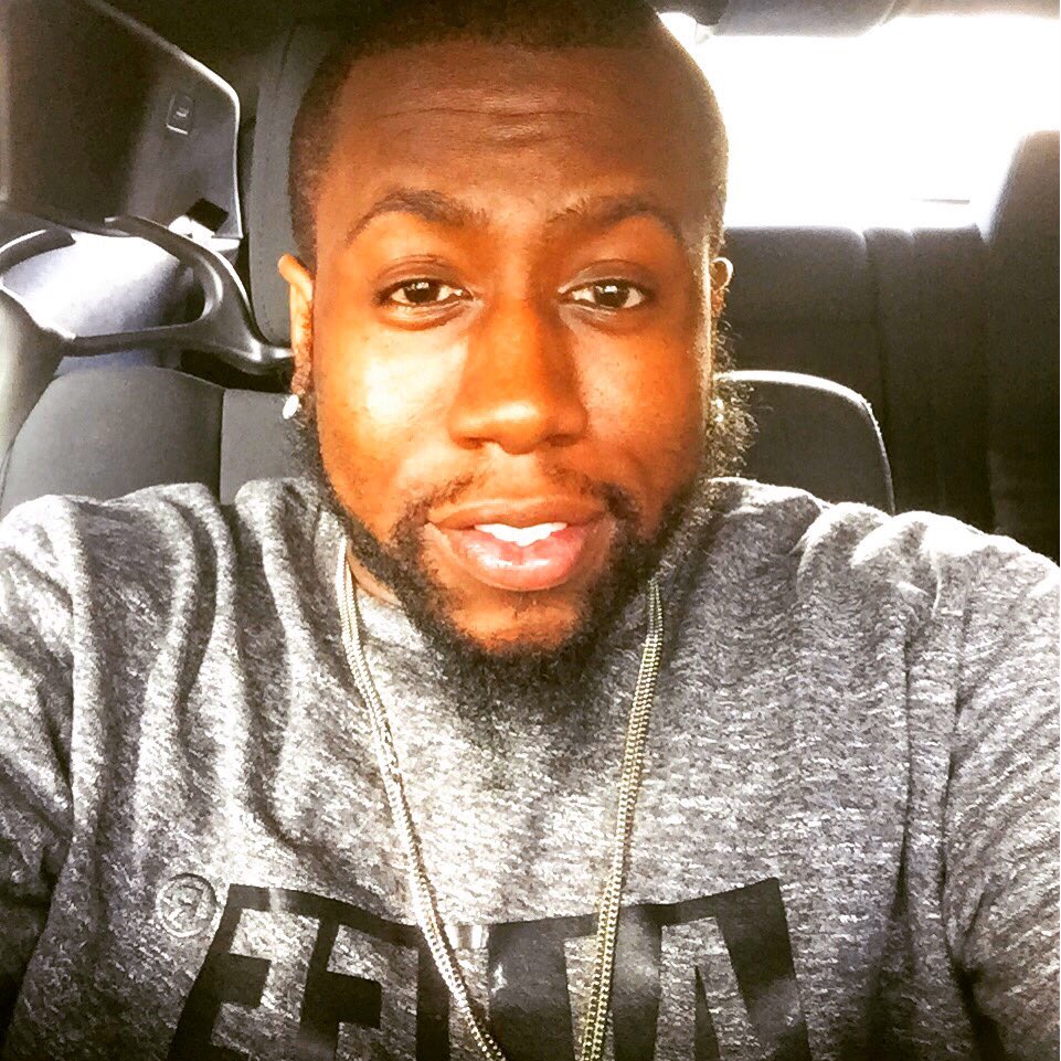 TheGreatKingSIR's tweet photo. #FineChristianTwitter #VirginTwitter #FaithfulBlackManTwitter https://t.co/sbyTNaANhr